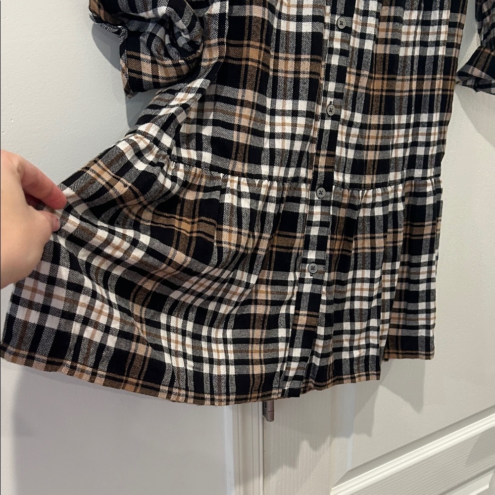 LOFT Black and Tan Checkered Blouse - Picture 4 of 5